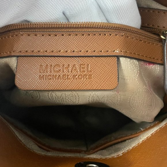 Michael Kors Hamilton Camel Brown Leather Shoulder Bag w/ A Long Wallet - Picture 9 of 15